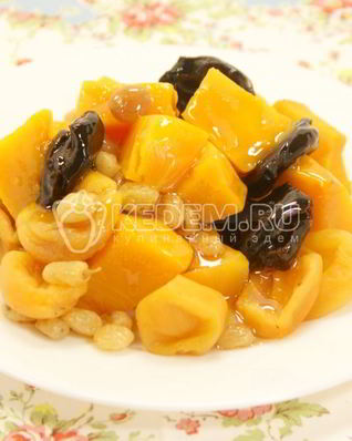 Тыква запеченная с сухофруктами