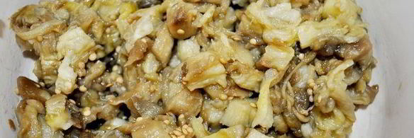 запеченные баклажаны, фаршированные курицей