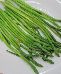 Зеленая спаржа в духовке