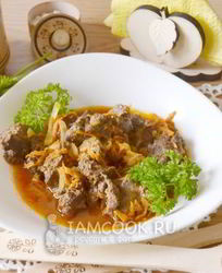 Говяжья печень тушеная в соусе в мультиварке