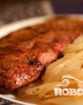 Говяжья печенка с луком