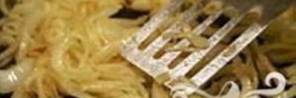 говяжья печенка с луком