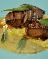 Говяжья печенка с томленым луком