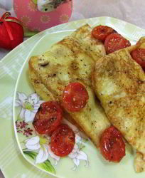 Креспелле с печенью, нутом и помидорами черри