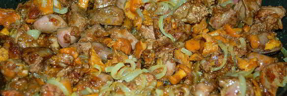 куриная печень с грибами