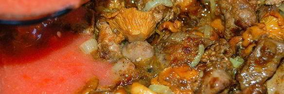 куриная печень с грибами