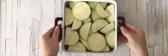 куриная печень с кабачками в духовке