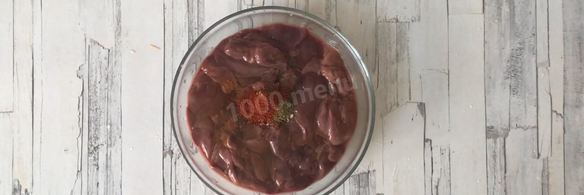 куриная печень в духовке запеченная с луком и чесноком