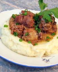 Куриная печень в мультиварке с луком и травами