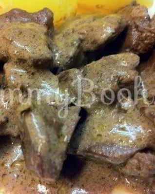 Куриная печень в портвейне и сметане