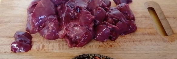 куриная печень в сметанном соусе