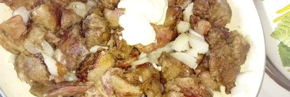 куриная печень в сметанном соусе