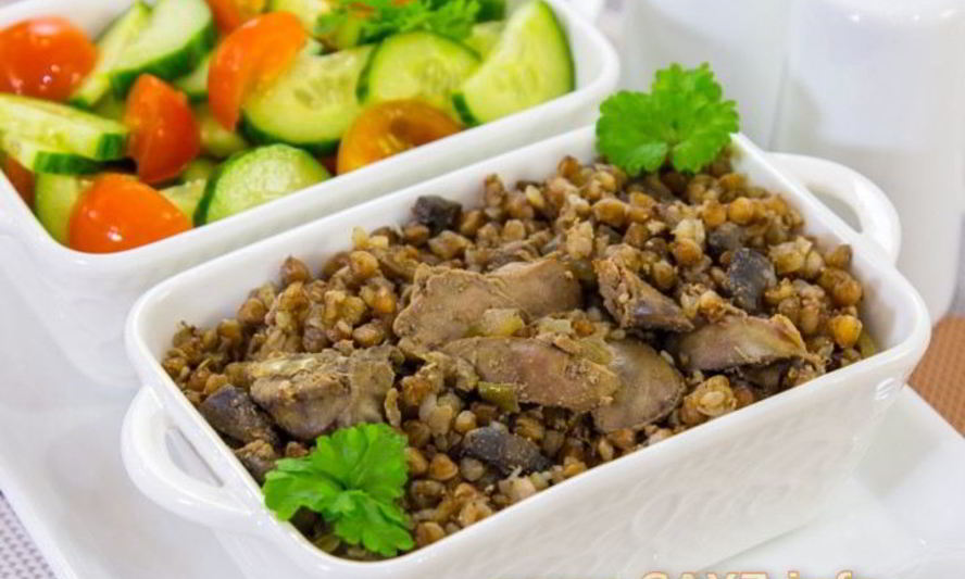 Рецепт куриной печени, жаренной с грибами и гречкой