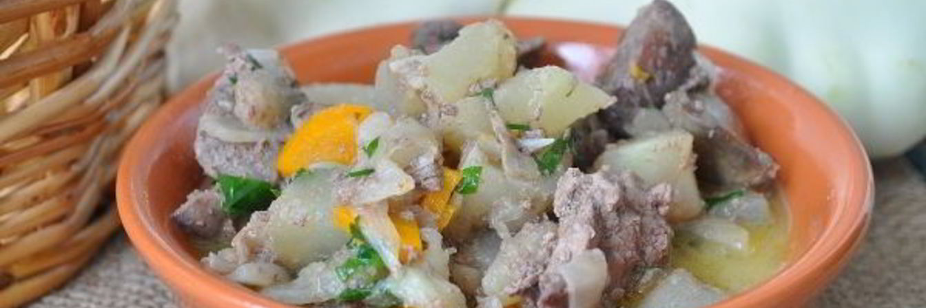 Печень куриная с патиссонами в мультиварке