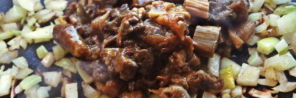 печень в беконе с картофелем