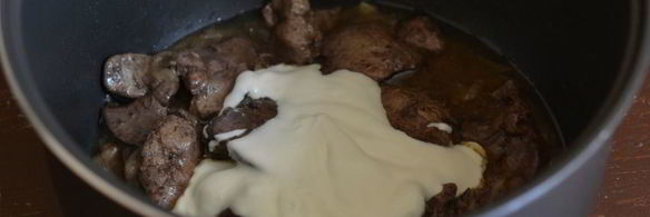 печень в сметане в мультиварке