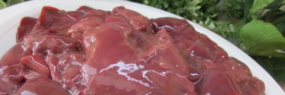 печеночные шарики с жареным луком в фисташках