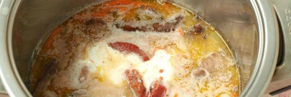 свиная печень в сметанно-томатном соусе