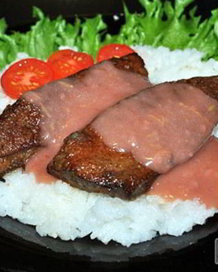 Жареная печень с пикантным соусом