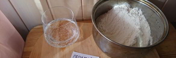 хинкали с минеральной водой