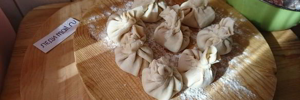 хинкали с минеральной водой