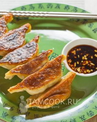 Китайские жареные пельмени