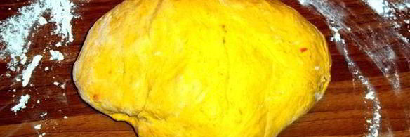 морковно-шафрановое пельменное тесто