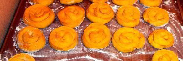 морковно-шафрановое пельменное тесто