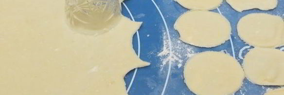 пельмени с грибами в горшочках в духовке