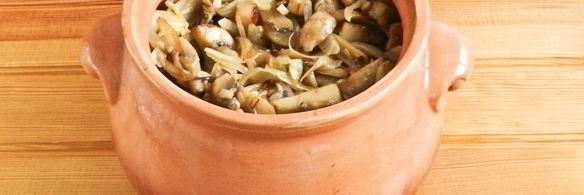 пельмени в горшочках с грибами