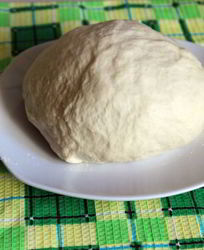 Пельменное тесто на минеральной воде в хлебопечке