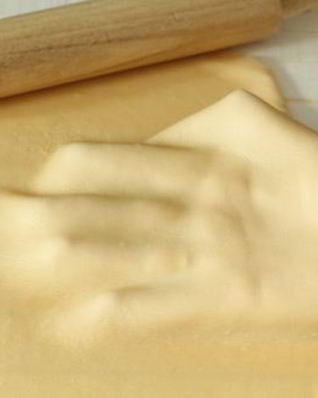 Тесто для пельменей и вареников