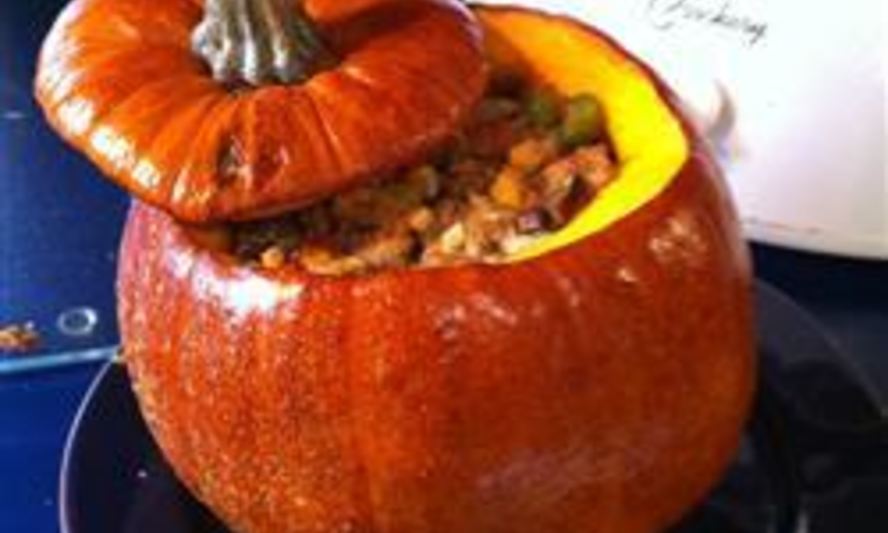 Рецепт фруктового плова в тыкве