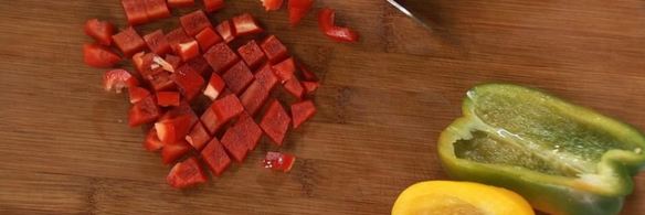 испанская паэлья с курицей и тигровыми креветками