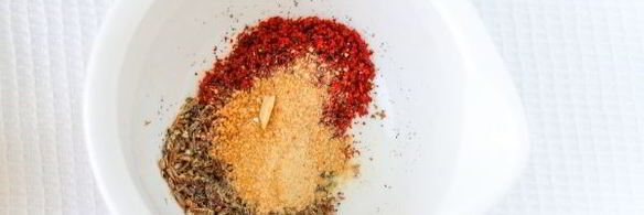 красочная приправа для плова