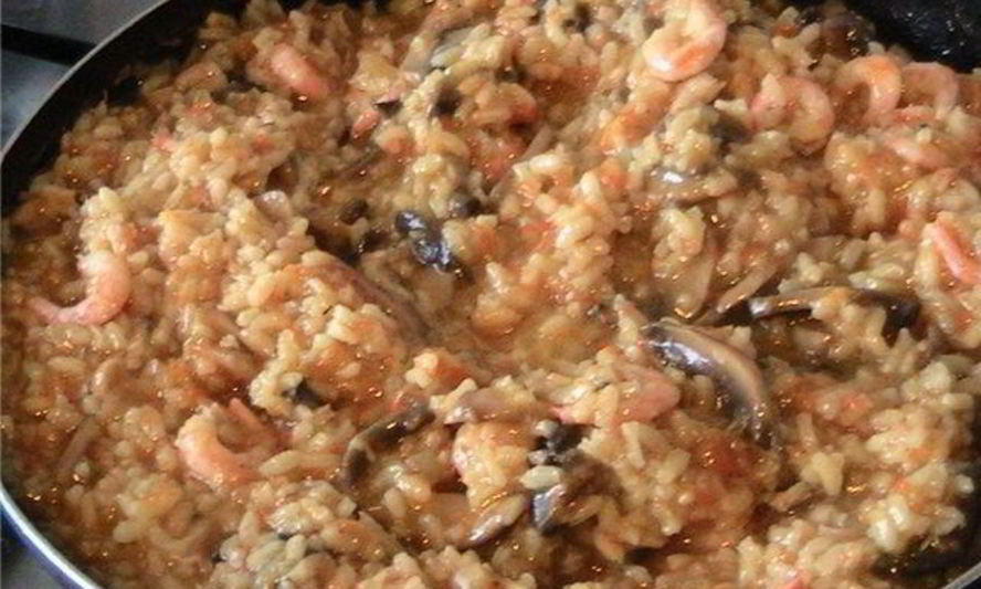 Рецепт паэльи с грибами и креветками