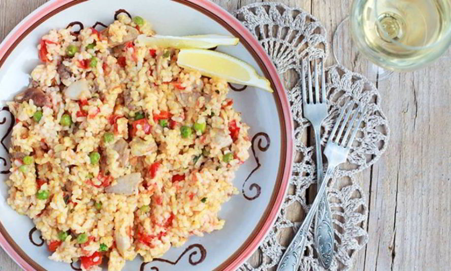 Рецепт паэльи с курицей и колбасками