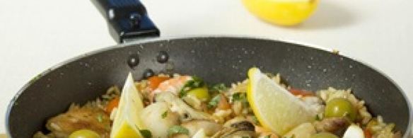 паэлья с курицей и морепродуктами