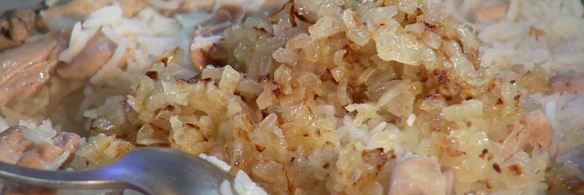 паэлья с курицей и томатным соусом