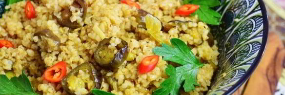 плов из булгура с баклажанами