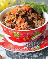 Плов из гречки с грибами и орехами