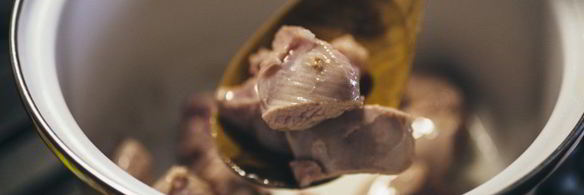 плов из индейки с изюмом