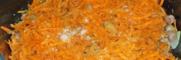 плов на сковороде со свининой