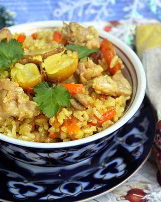 Плов с курицей и курагой в мультиварке