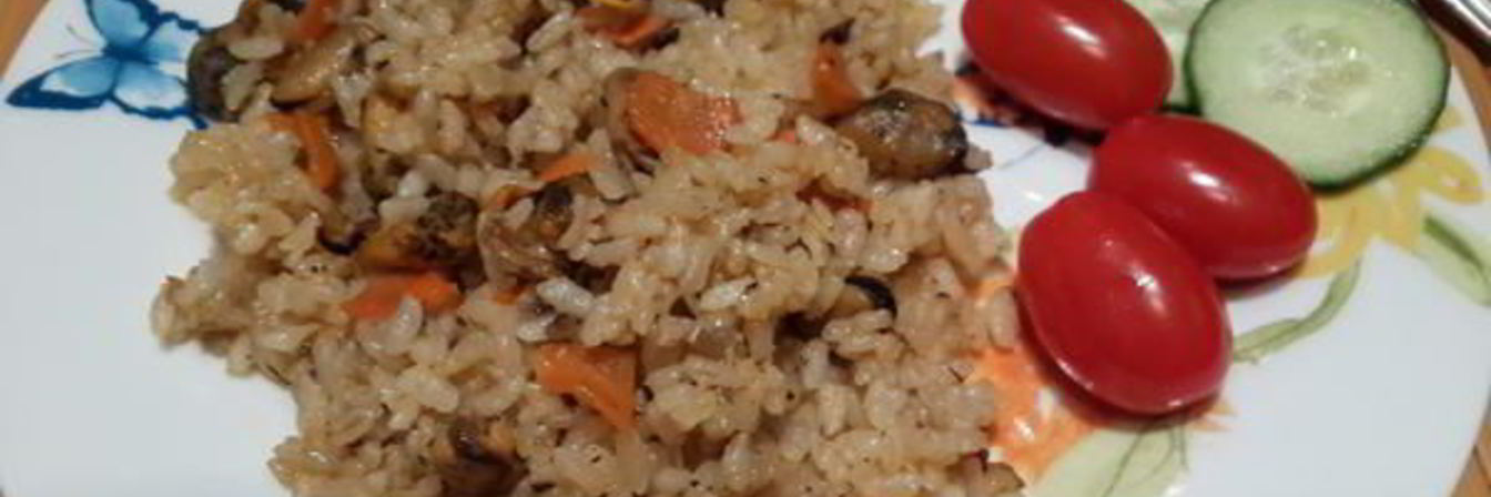 Плов с мидиями