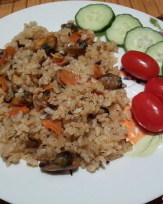 Плов с мидиями