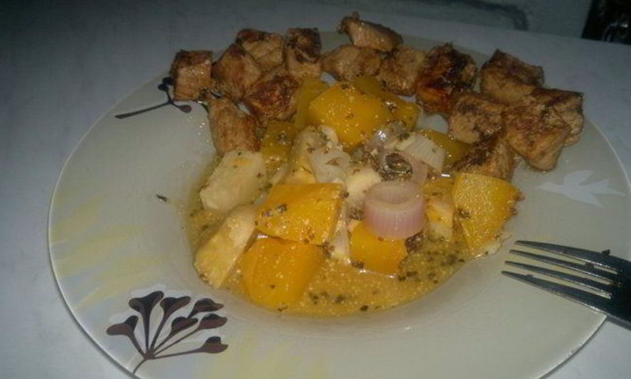 Рецепт французского горчичного овощного рагу и сладкая свиная корейка