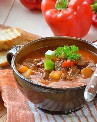 Мясное рагу с картофелем и болгарским перцем