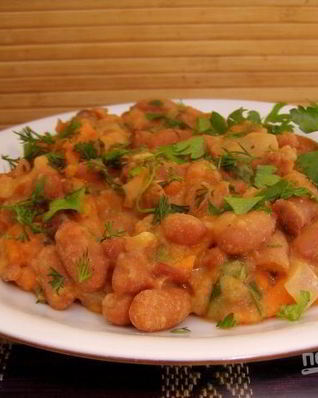 Овощное рагу с фасолью