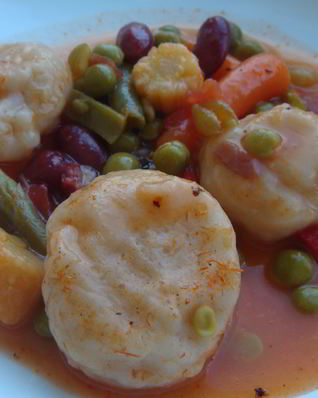 Овощное рагу с пшеничными кружочками